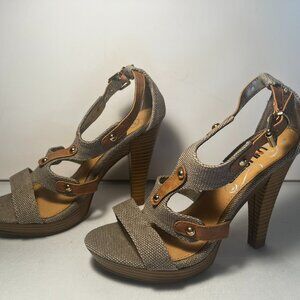 Unlisted By Kenneth Cole Production - Strappy High Heel sandals, Never worn 5M